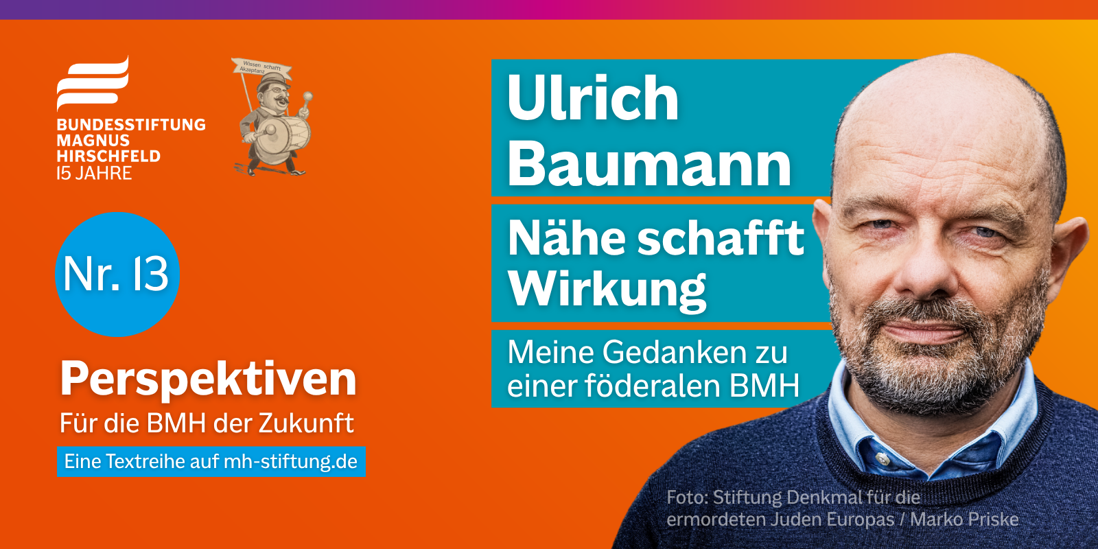 Textgrafik mit farbigem Hintergrund. Text: 