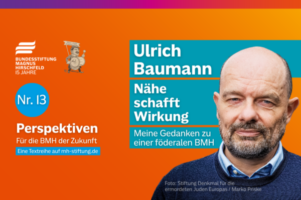 Textgrafik mit farbigem Hintergrund. Text: 