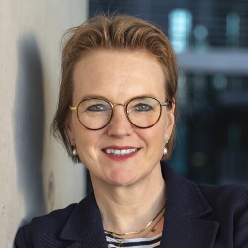 Porträtbild Melanie Bernstein