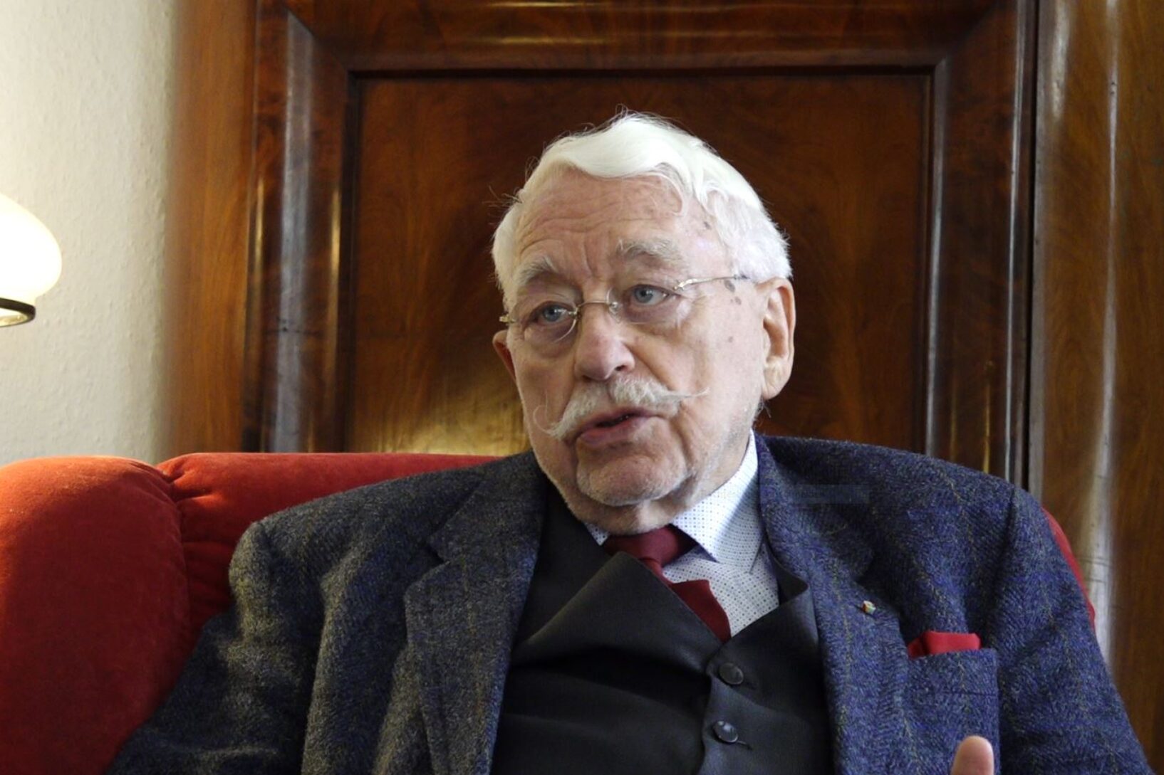 Screenshot aus dem Videointerview mit Hans-Joachim Engel